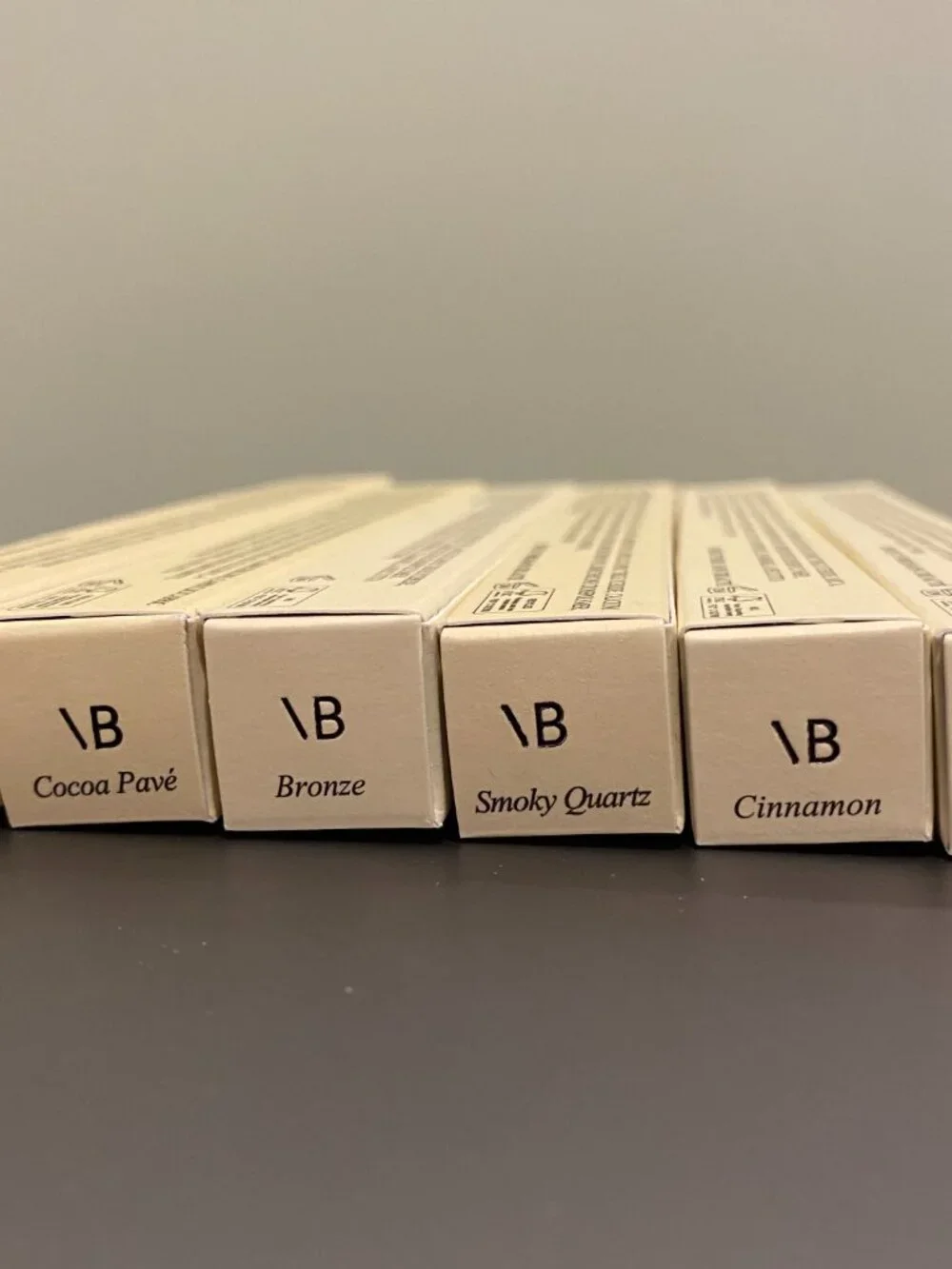 Victoria Beckham Beauty eyeliner in BRONZE-unused in original package - Picture 3 of 3